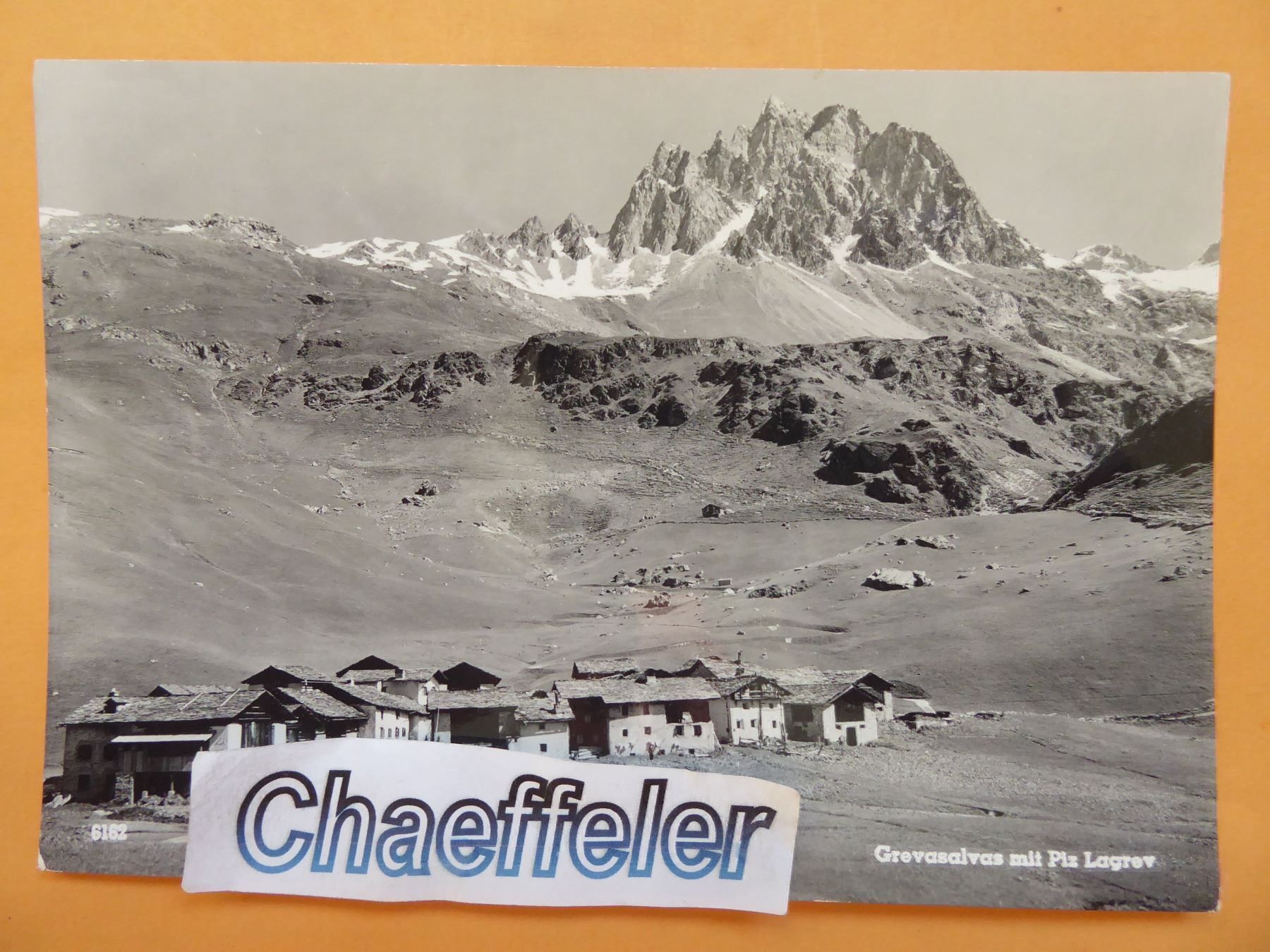 Cartoline postali: 1965 Gresavalvas mit Piz Lagrav. – Usato da Zürich venduto da Chaeffeler