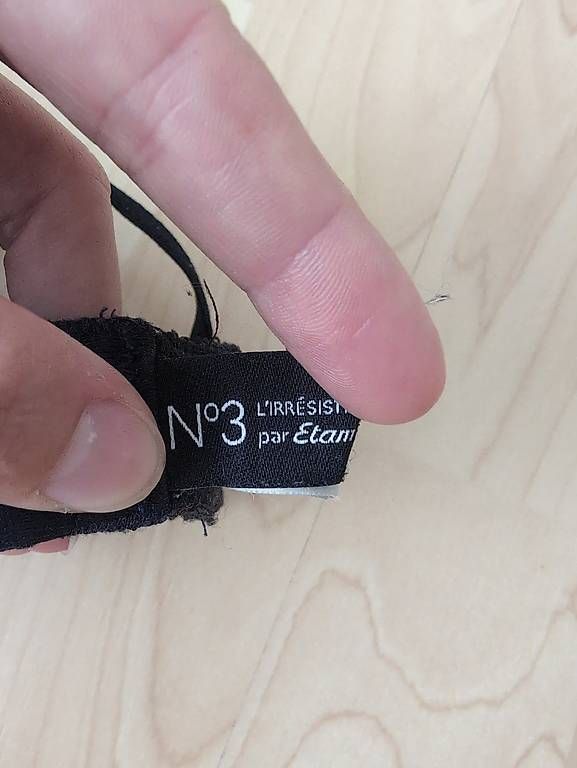 Altra biancheria intima: BH 75B von Etam – Usato da Alberswil venduto da __colafroeschli__ 2