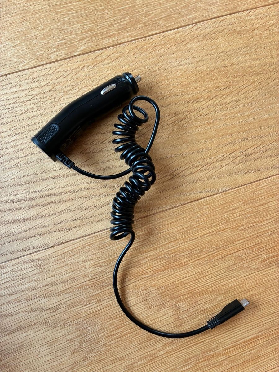 Caricabatterie: Autotelefonladegerät – Usato da Untersiggenthal venduto da mic_ksv9