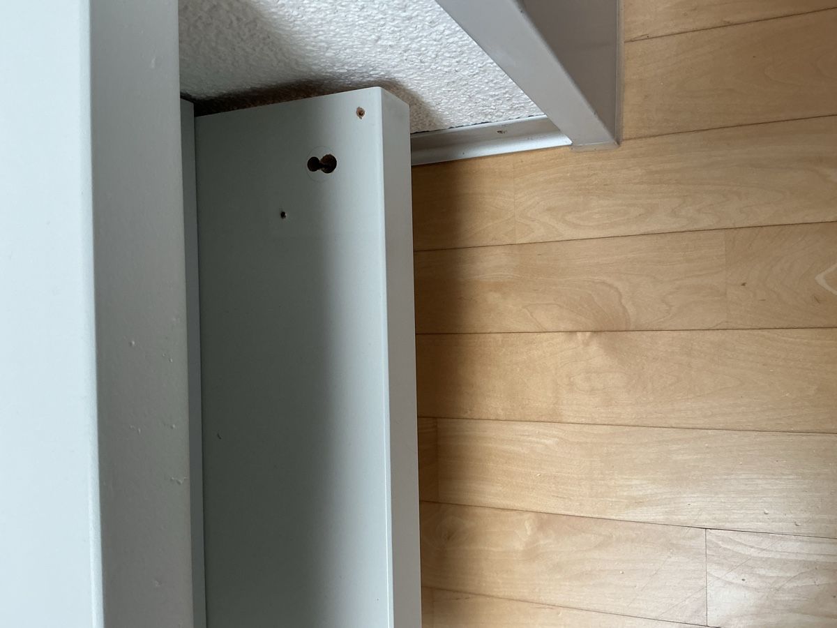 Comodini: Modernes Nachttischli / Wandtablar in Grau – Usato da Oensingen venduto da sky60 1
