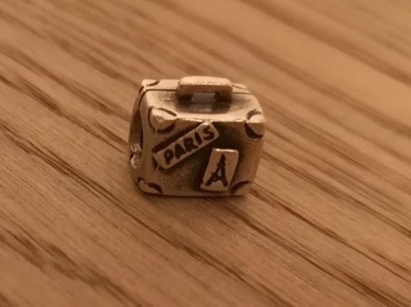 Pandora Anhänger: Original Pandora Koffer Charm – Gebraucht aus Stein AR von elifi88
