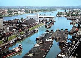 BASEL Kleinhüninger Rheinhafen