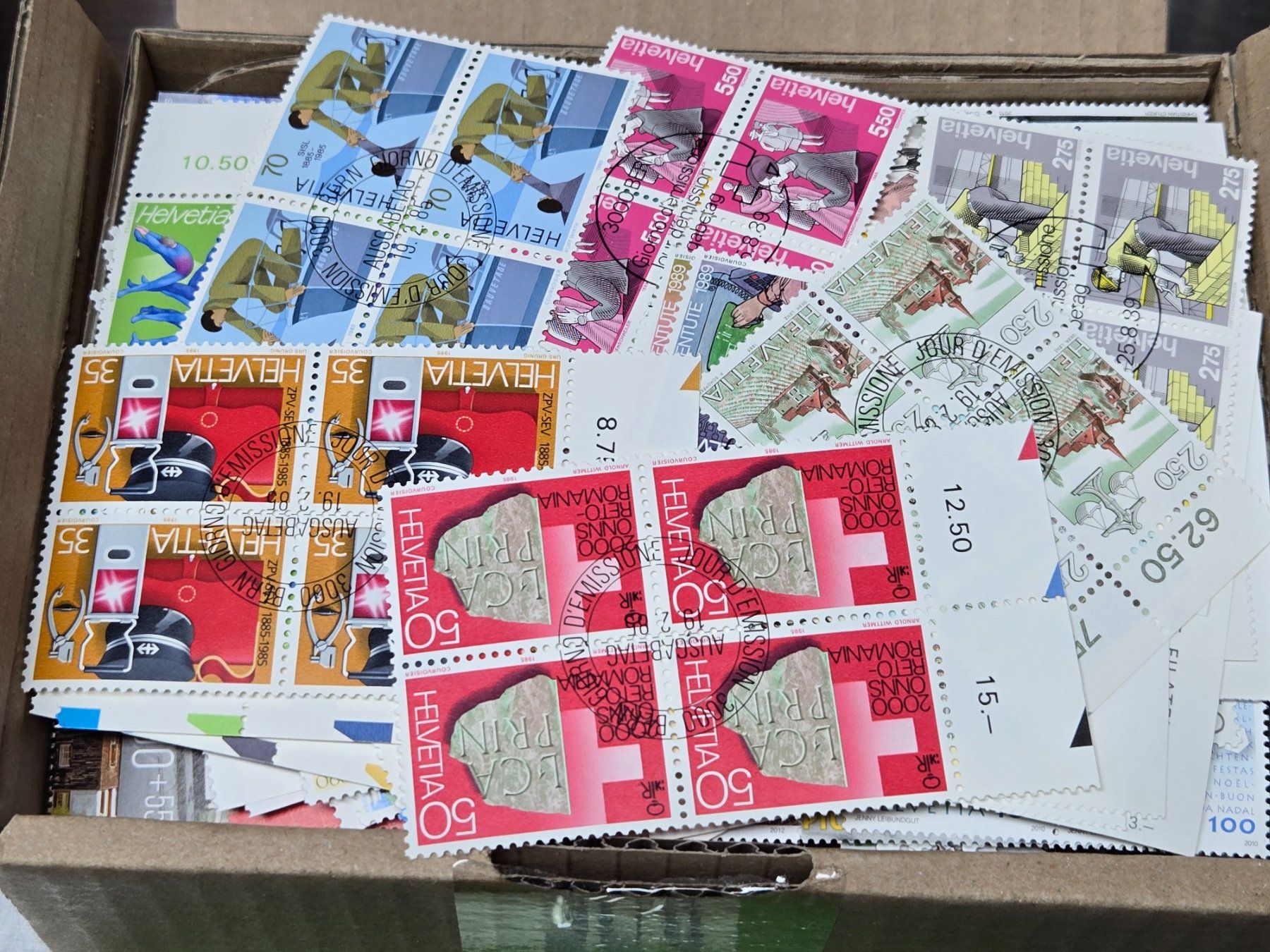 Alle Briefmarken: 250g abgelöste Schweizer Briefmarken ab 1.-- – Gebraucht aus Bonstetten von Vrk220556
