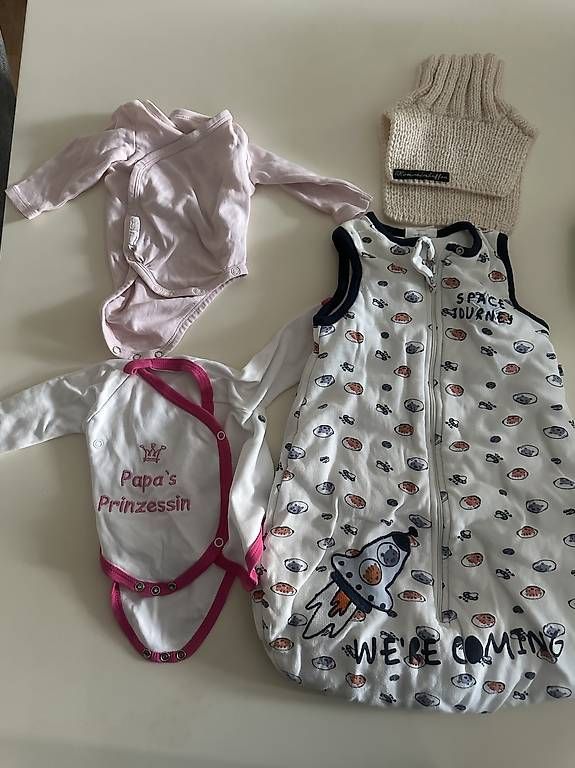 Kleiderpakete & -sets: Babykleider 50/56 – Gebraucht aus Kloten von Brilliant26