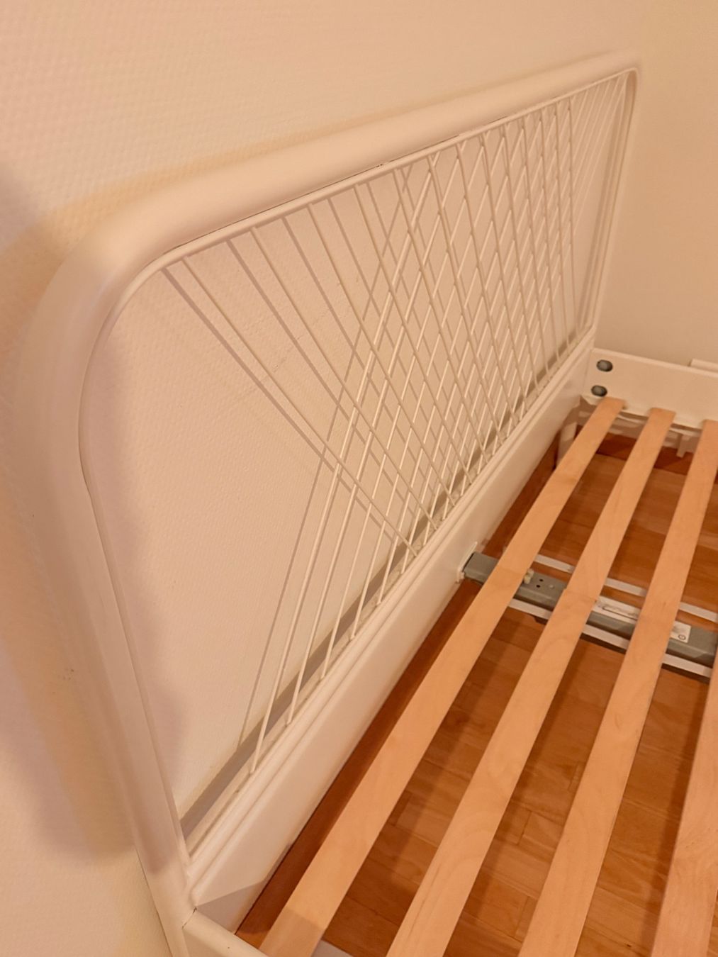 Ikea Letti: NESTTUN IKEA 140x200cm Bett – Usato da Allschwil venduto da GrenzWert 1