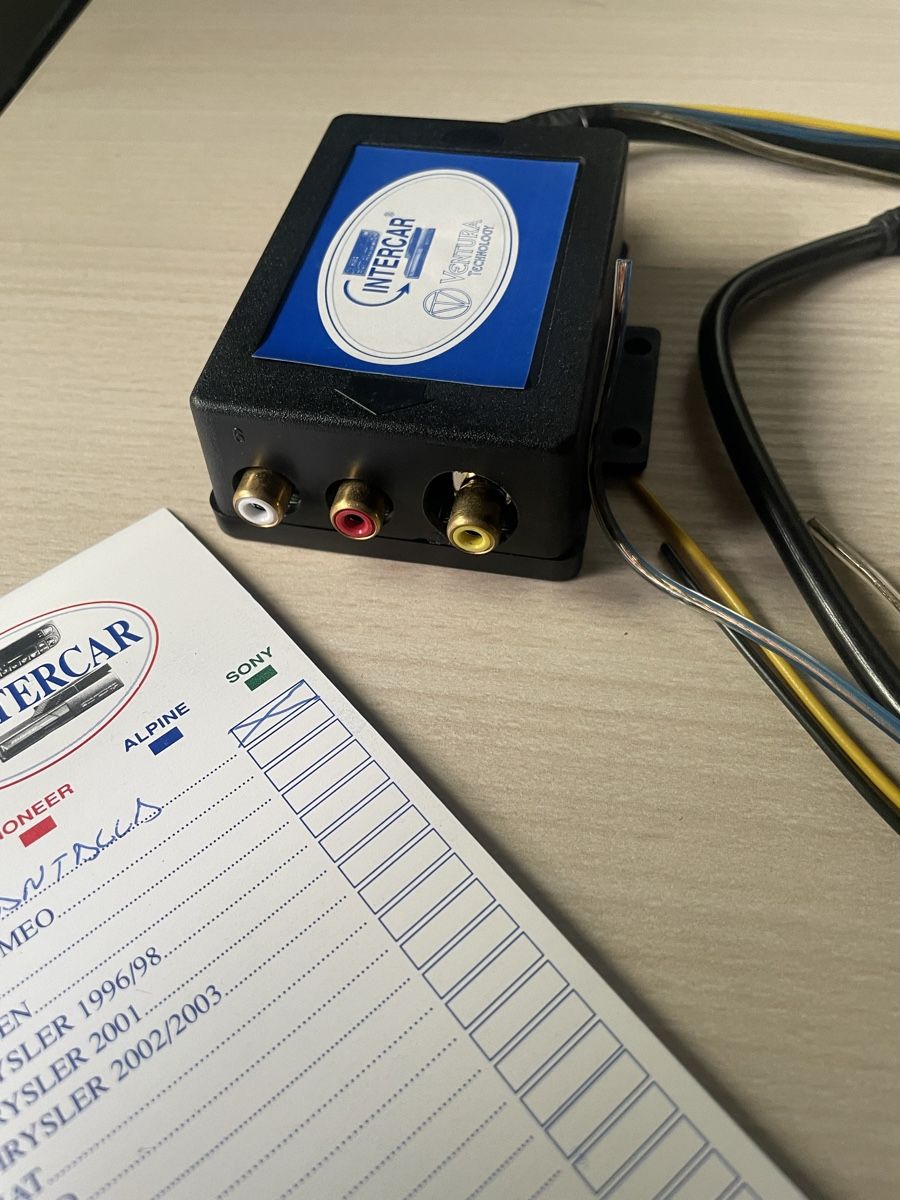 Volkswagen Toutes les pièces auto: Interface Connecteur Intercar VW Touareg chargeur CD Alpine – Neuf avec emballage d'origine à Denges par Ricautomotive 1