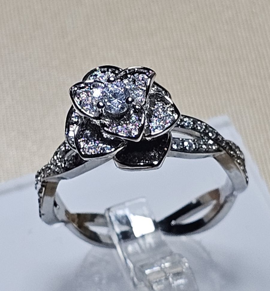 Anelli: Stilvoller Ring Blume, 925 versilbert, Gr. 8 – Nuovo (secondo la descrizione) da Grenchen venduto da maretop 4