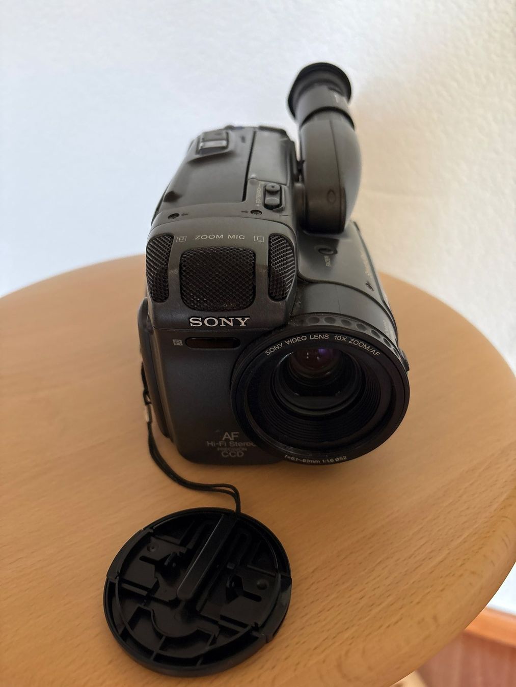 Sony Camcorder: SONY Handycam CCD-TR2000E Hi8 Video Camera Recorder – Gebraucht aus Oberrohrdorf von rododay 3