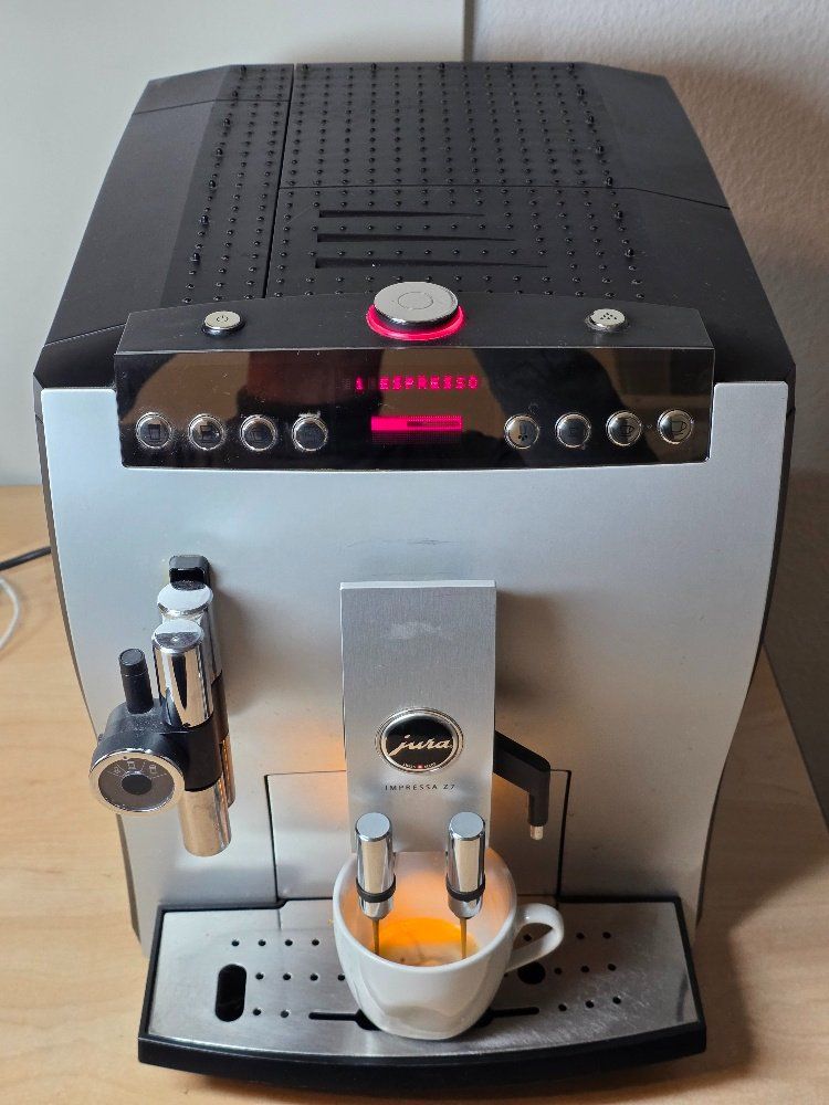 Jura Macchine per caffè & Macchine per espresso: Jura Z7 – Usato da Zürich venduto da mimi_zh 3