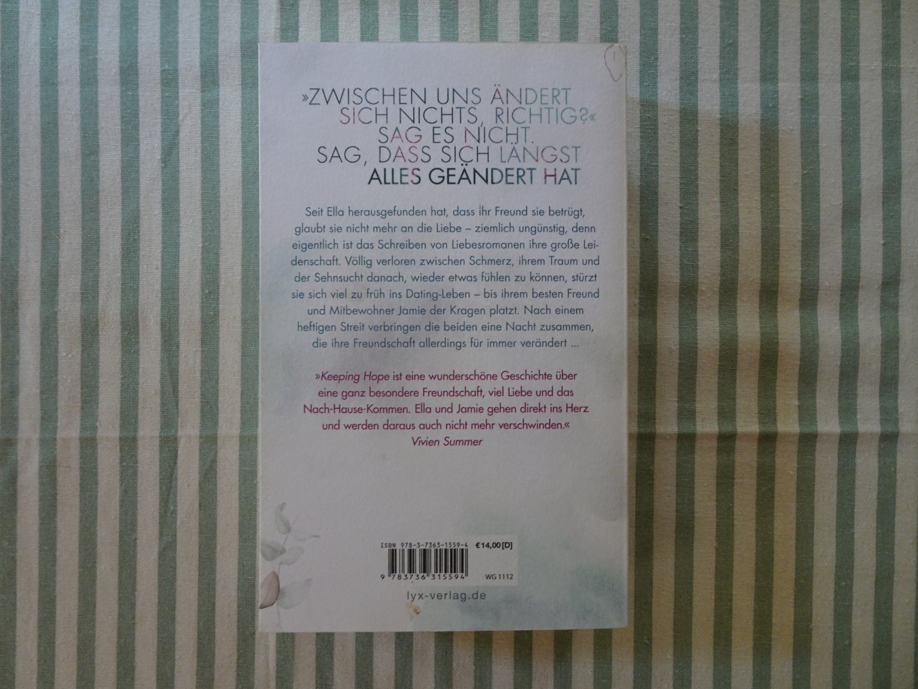 Bücher: Anna Savas - Keeping Hope - Roman - B693 – Gebraucht aus Küssnacht am Rigi von Bookslove-Divers 1