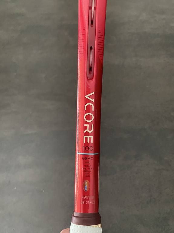 Yonex Racchette: Yonex VCORE 100 Ruby 2026  L2  État impeccable – Usato da Broc venduto da frp_8frz 2