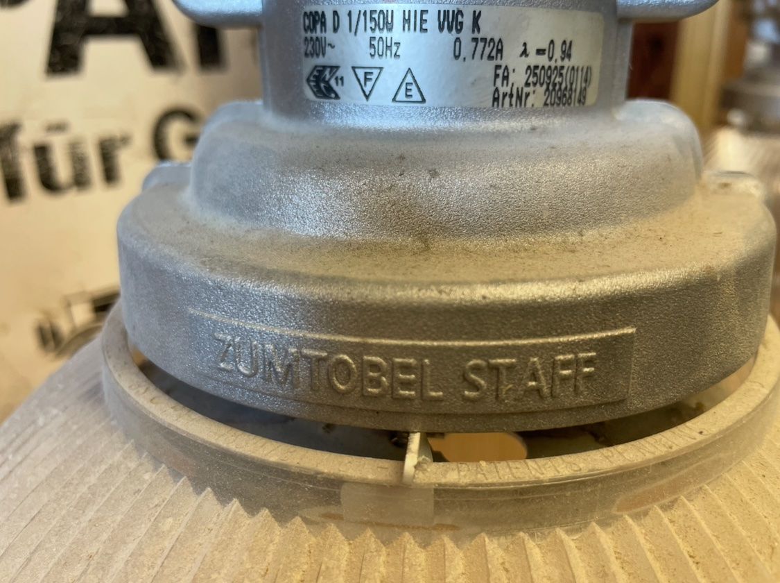 Zumtobel Lampade: 5 Zumtobel Industrielampen – Usato da Lupsingen venduto da Cubanito269 5