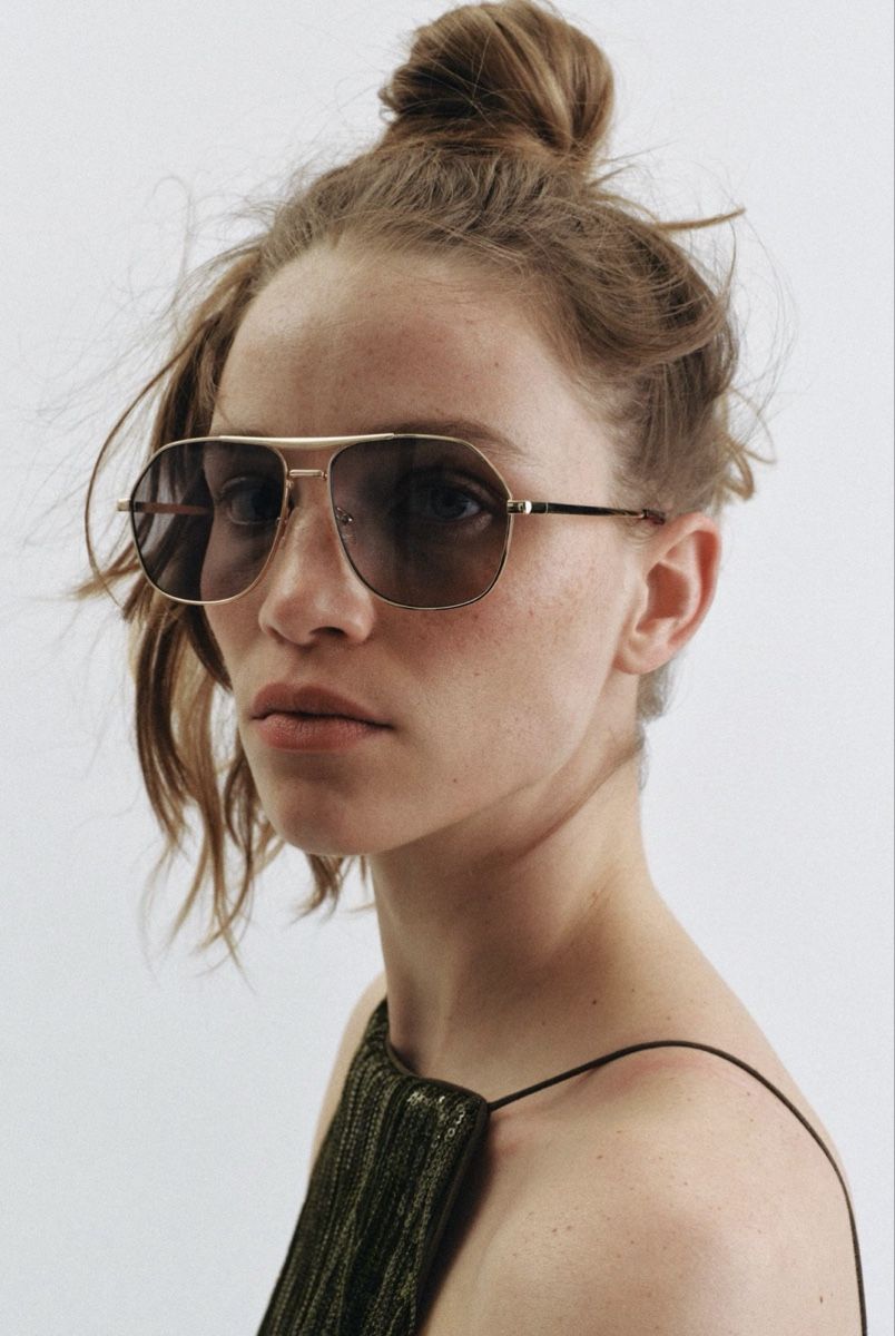 Zara Brillen & Gläser: Zara Sonnenbrille – Gebraucht aus St. Gallen von heartbug