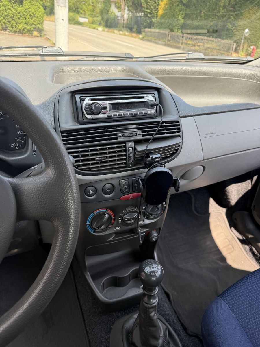 Fiat Autos: Fiat Punto 1.2 – D'occasion à witterswil par dbi_p86p 6
