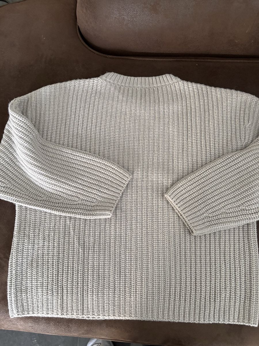 Pullover & Sweatshirts: Iris Arnim Strickpullover – Gebraucht aus Bergdietikon von dinogt4