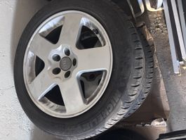 Original Audi Alufelgen R16 mit alten Michelin Reifen