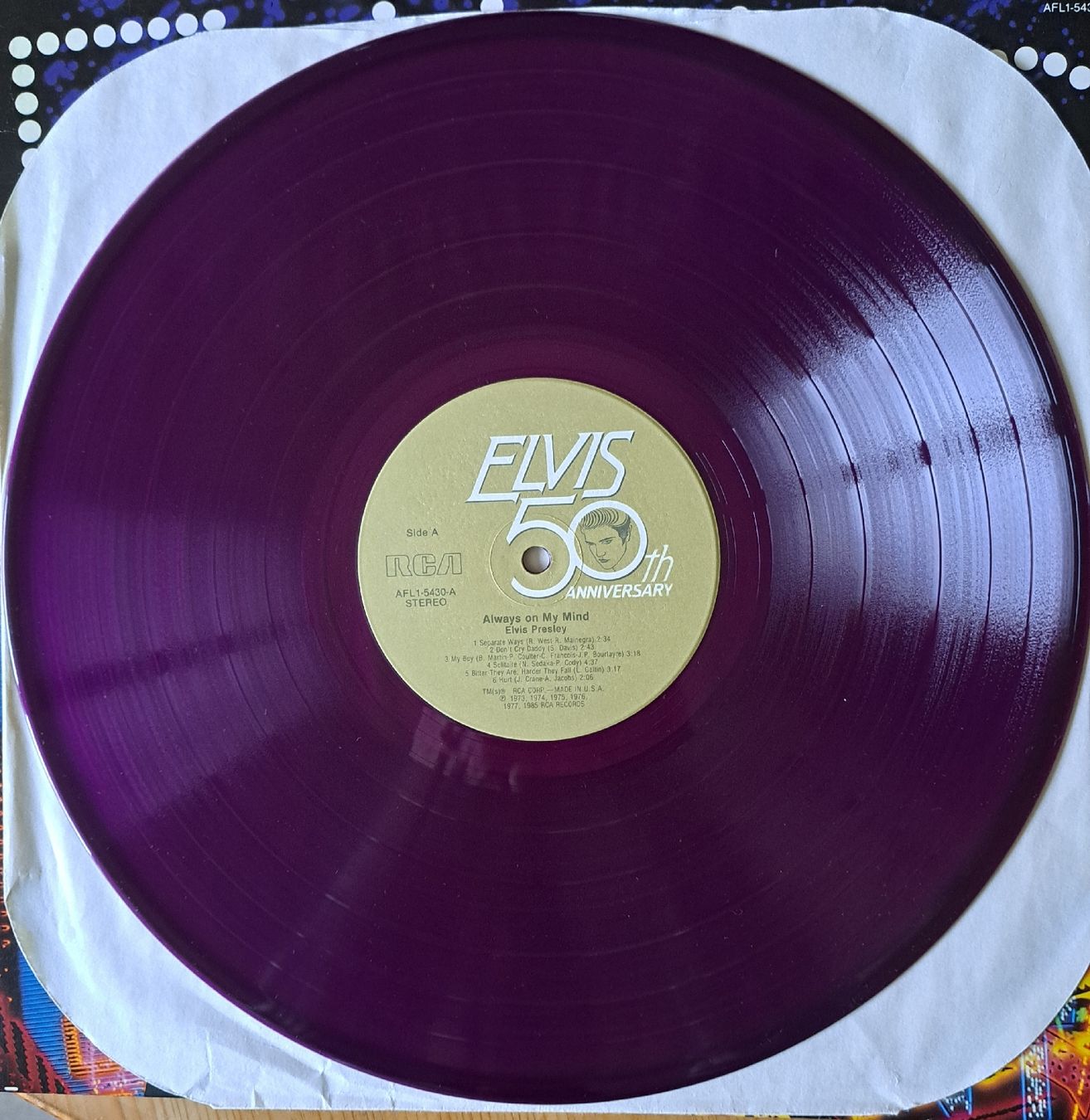 Vinyles: Elvis 50th Anniversary LP – D'occasion à Zuerich par Mocambo19 3