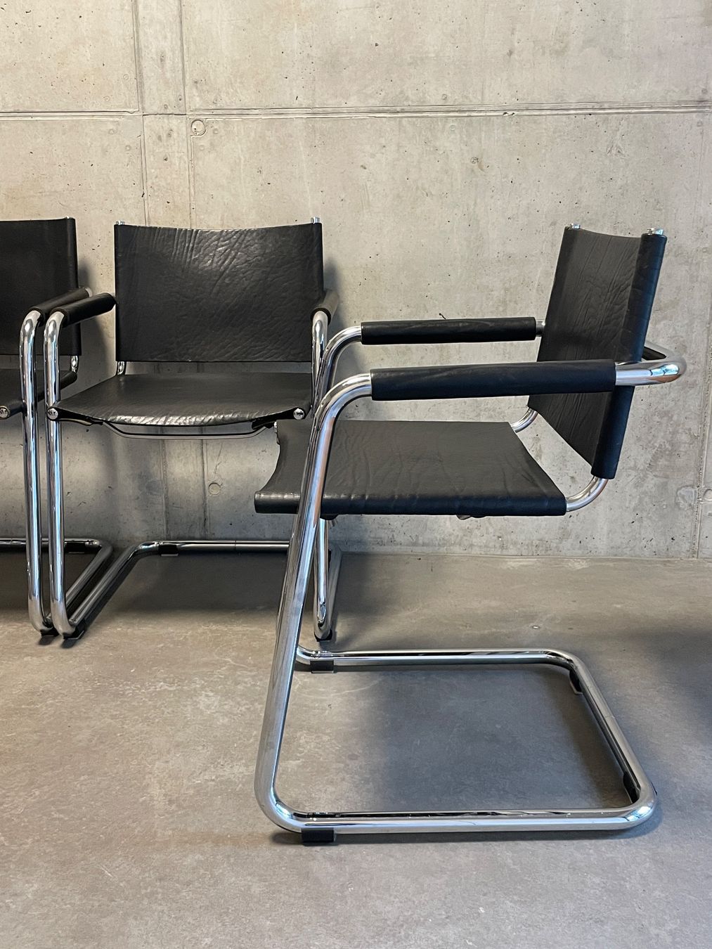 Pfalzberger Stühle: Pfalzberger Freischwinger Stuhl – Gebraucht aus Zürich von starch.studio 2