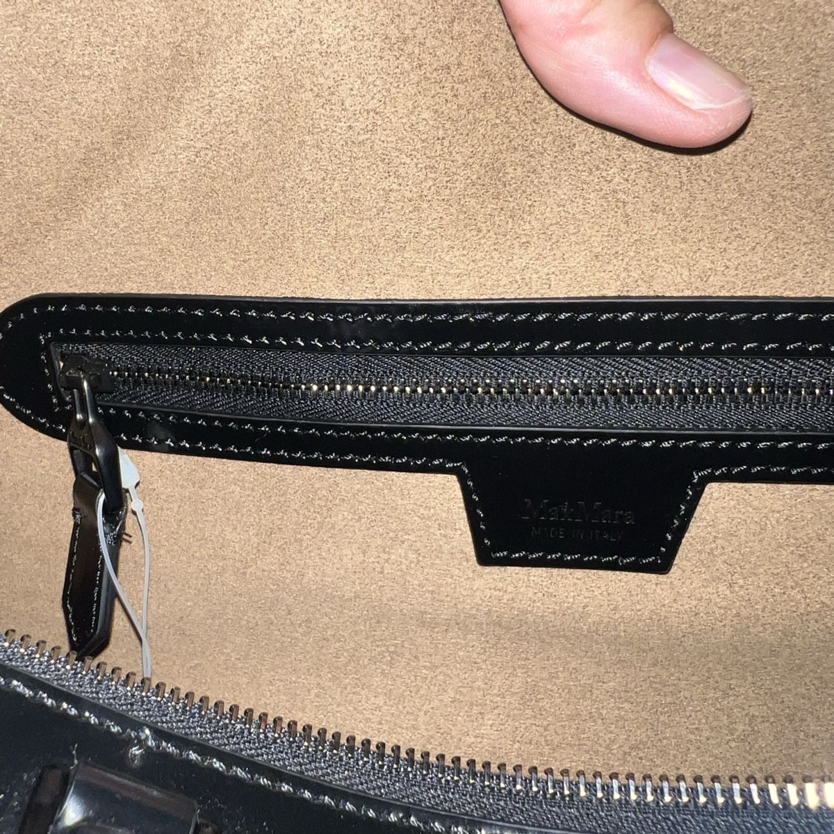 Max Mara Borse da donna: neue MAX MARA Brushedroll Handtasche 🖤 – Nuovo e nell'imballaggio originale da Zürich venduto da ClosetQueen 9
