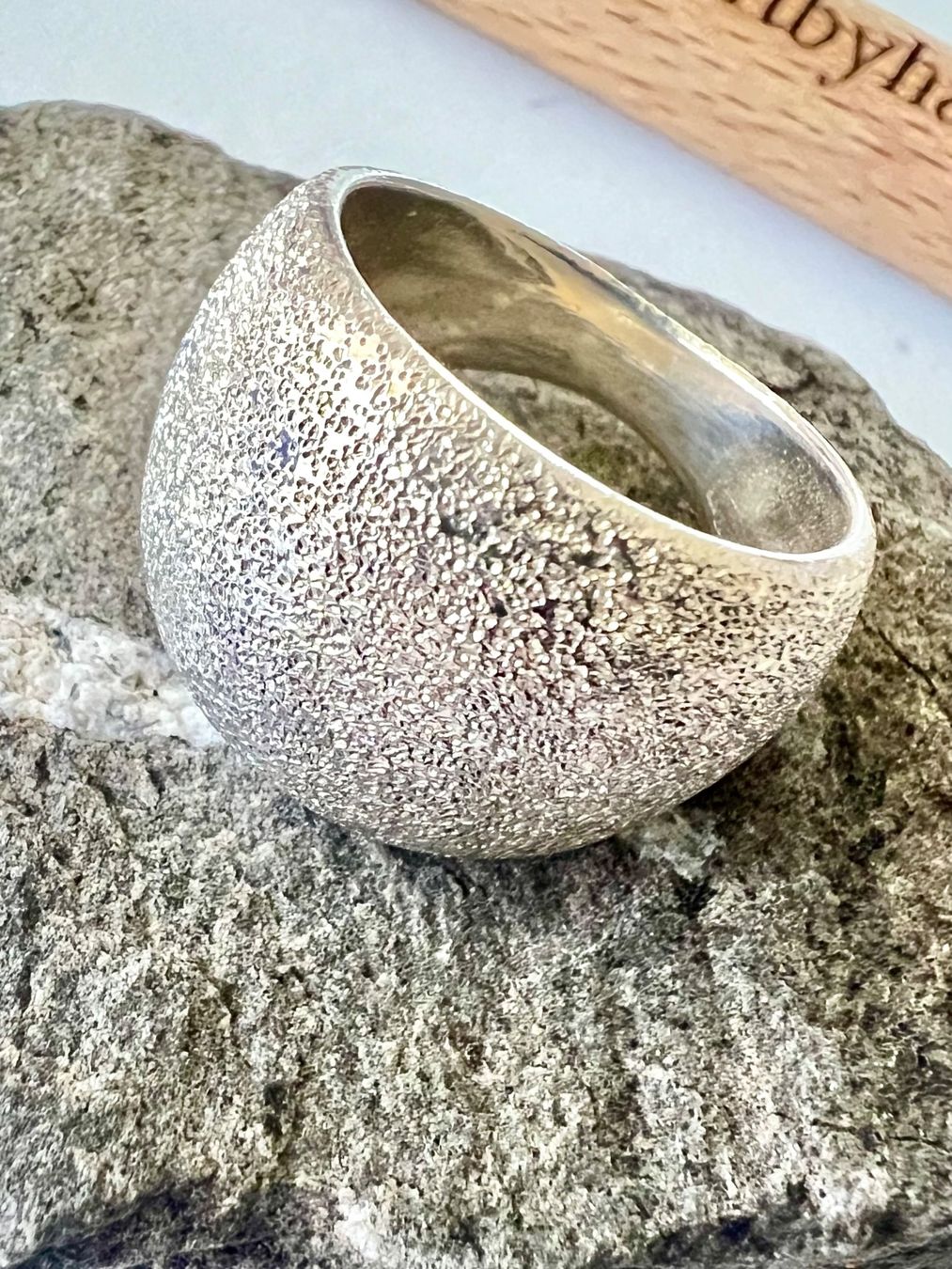 Anelli: Massiver 925 Silber Designer Ring Eisstruktur G54 – Usato da Ruswil venduto da artbyhand