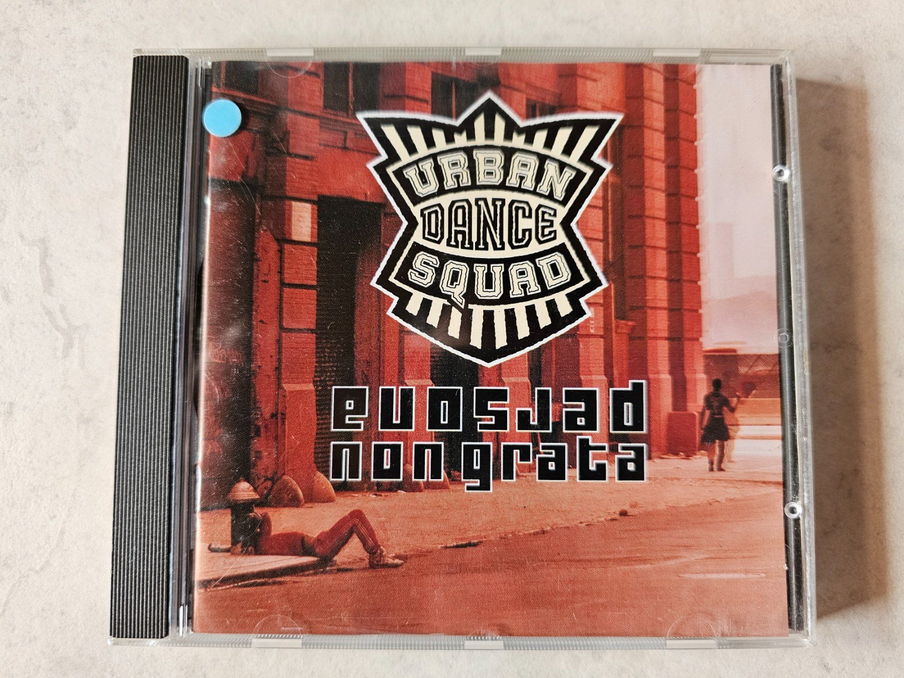 CD: Urban Dance Squad  -  Persona non Grata – Usato da Schneisingen venduto da backstore24