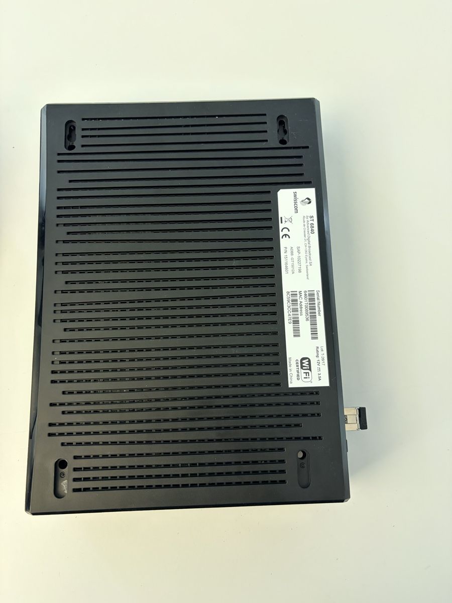 Swisscom Modem & Router: Swisscom ST 6840 Router guter Zustand – Usato da Herrliberg venduto da Julianopie 4