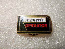Ansteckpin 5: numeric operator