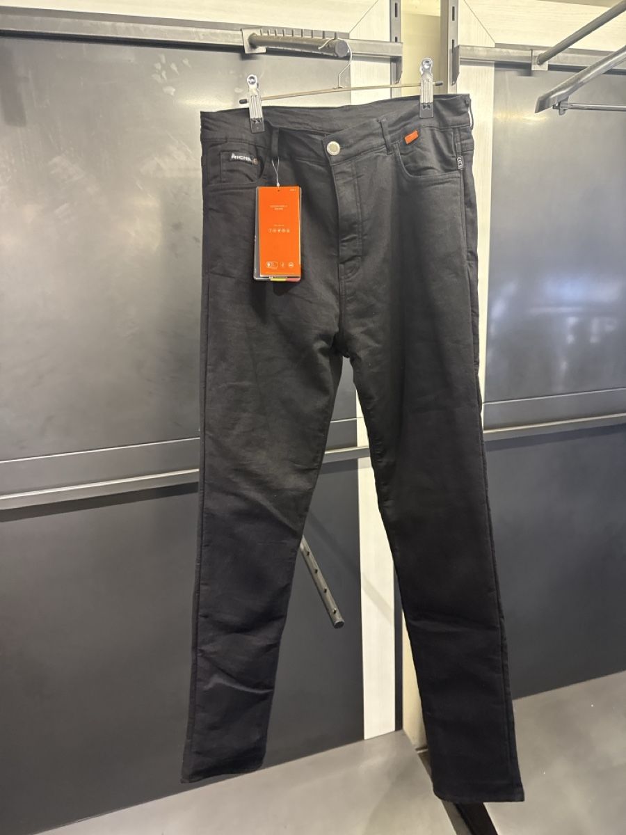 Pantaloni: Richa Jeans Gr. 3XL NEU Damen – Nuovo (secondo la descrizione) da Buochs venduto da 18-84