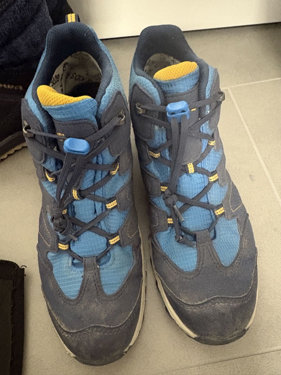 Chaussures garçon: Wanderschuhe Meindl – D'occasion à neerach par HeuWa 1