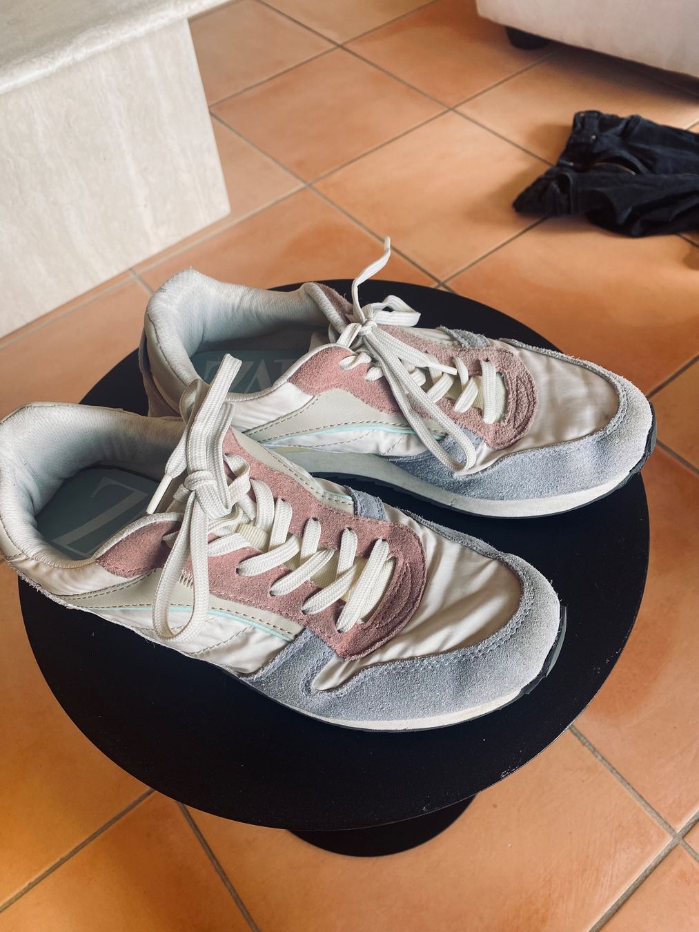 Zara Damenschuhe: Superbes baskets Zara  Envoi possible/Versand möglich – Gebraucht aus Belmont-sur-Lausanne von chu_vxf5 1