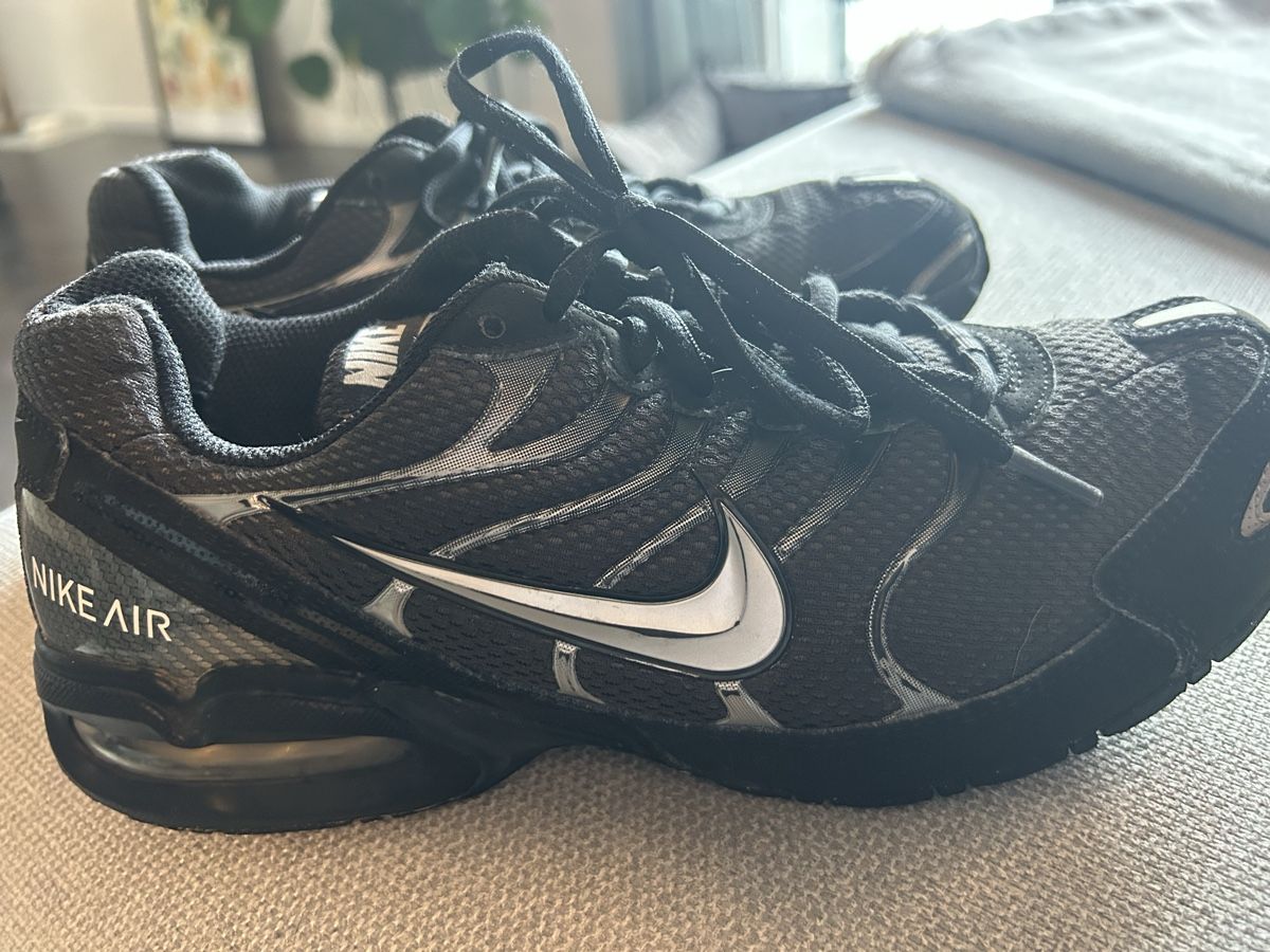 Nike Herrenschuhe: Nike Air – Gebraucht aus Muraz (Collombey) von Jul_ff 1