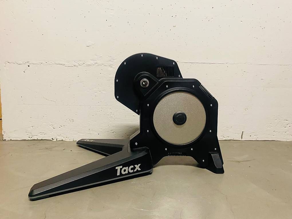 Hometrainer: Tacx Flux S Rollentrainer – Usato da Burgdorf venduto da dw_86 4