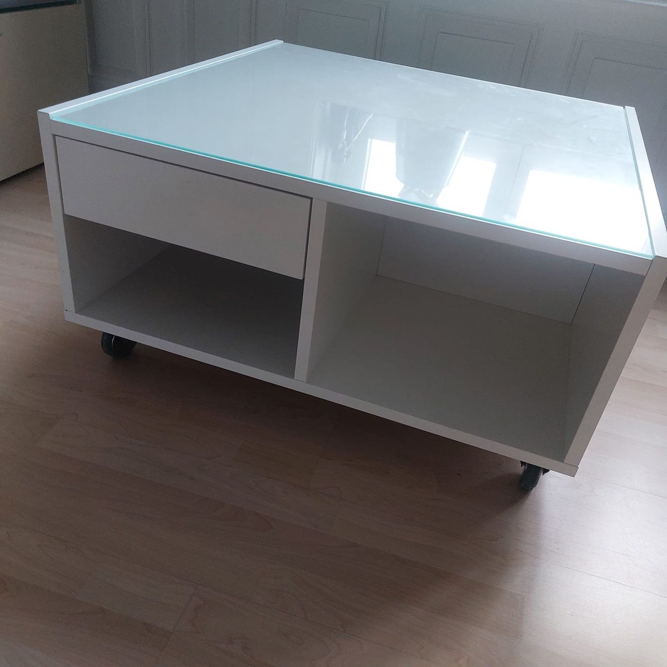 Ikea Mobili TV: IKEA - Couchtisch – Usato da St. Margrethen SG venduto da tribeli98