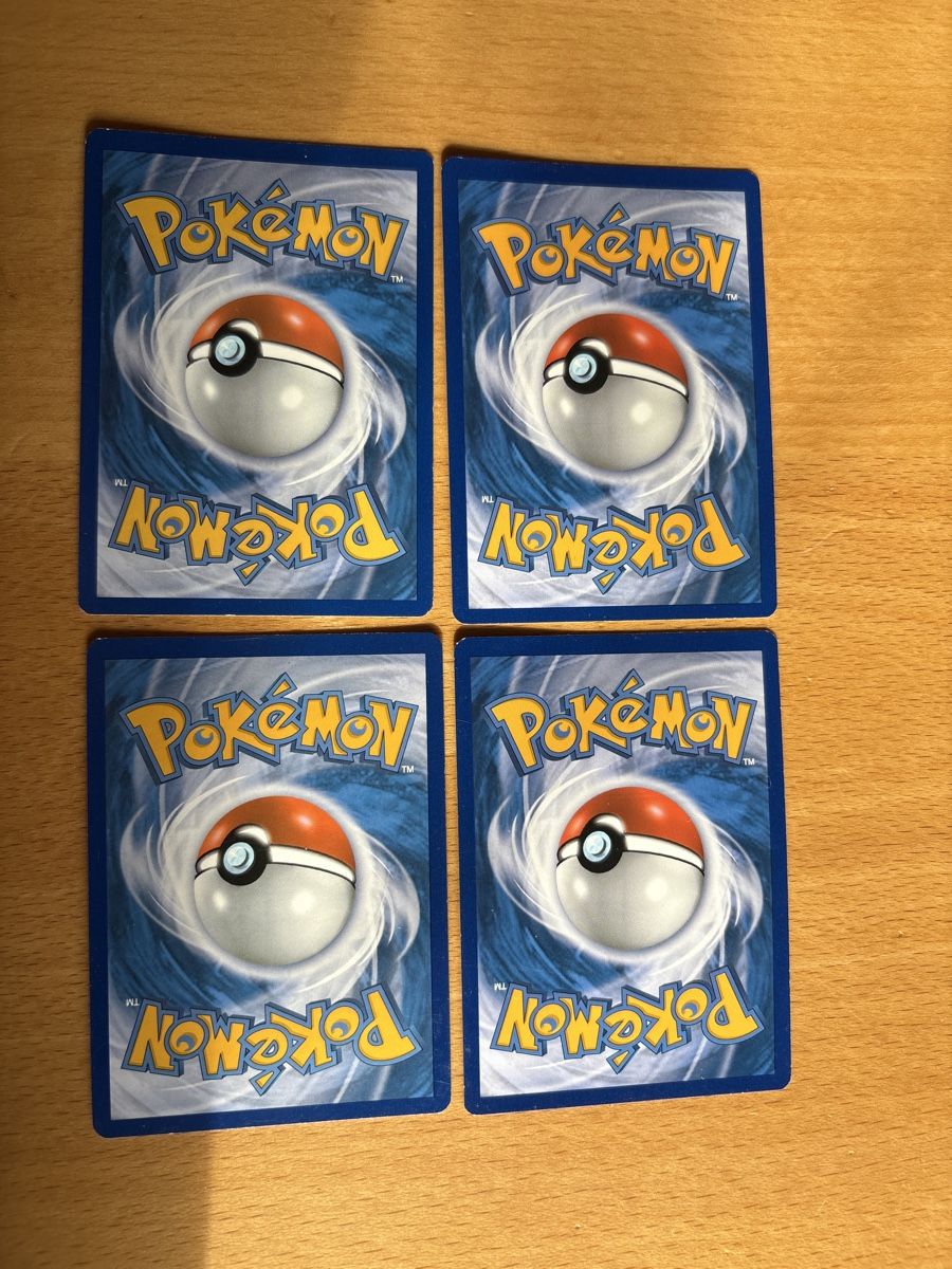 Pokémon Cartes à collectionner: 4 Pokemon Karten Holo – D'occasion à Balsthal par Sven.sch 1