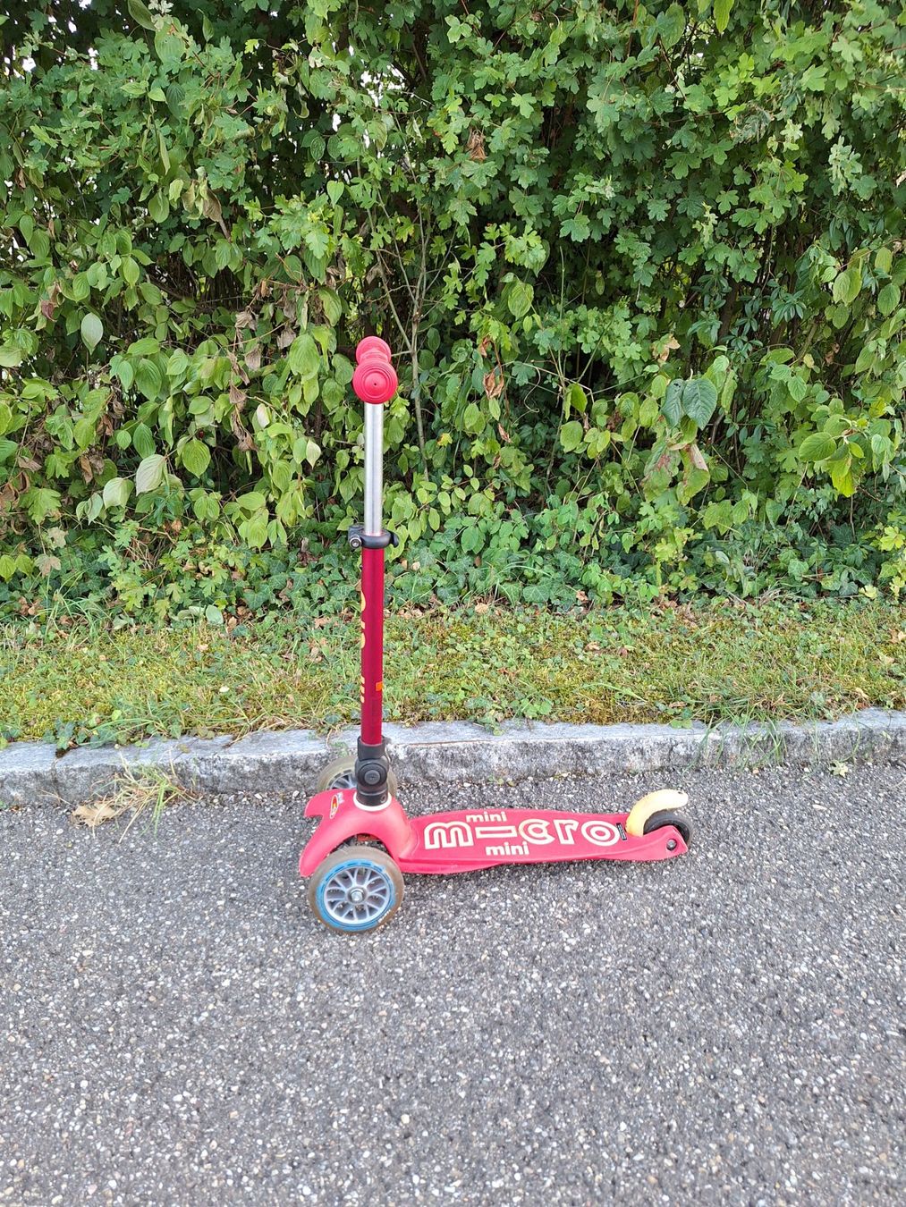Micro Kickboard: Micro Mini Trottinette – Gebraucht aus Niederdorf von OPlatterN 1