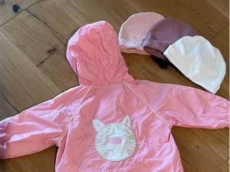 Next Mädchen Jacke 80 mit 3 Mützen