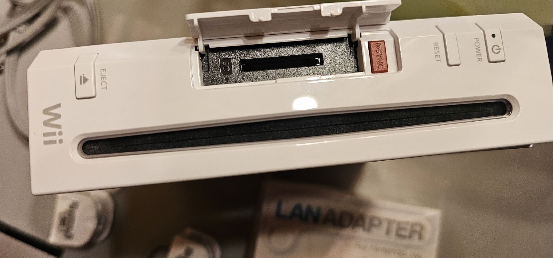 Nintendo Console: Nintendo Wii Konsole mit Zubehör  – Usato da Azmoos venduto da Jadejo 3