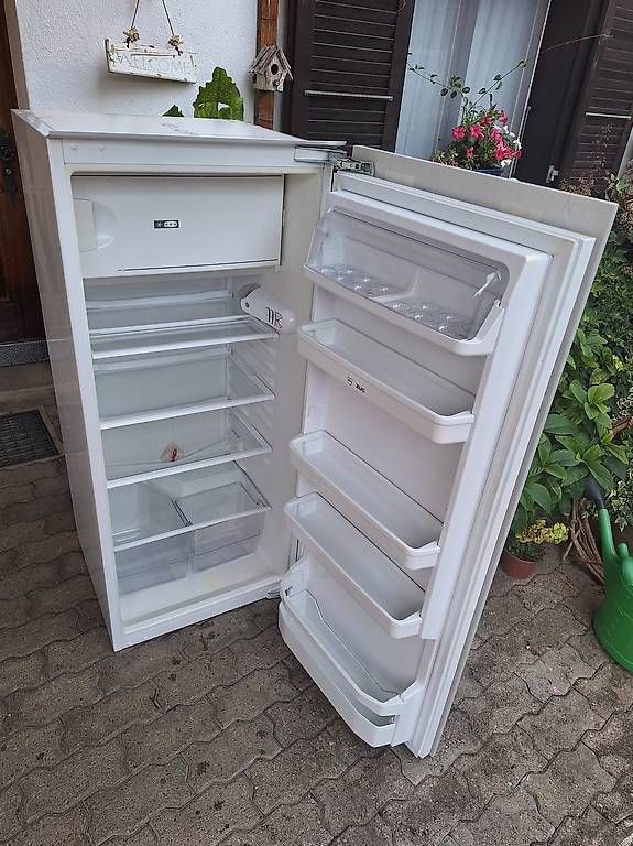 Frigoriferi: Kühlschrank ZUG – Usato da Uetendorf venduto da Albi125 2
