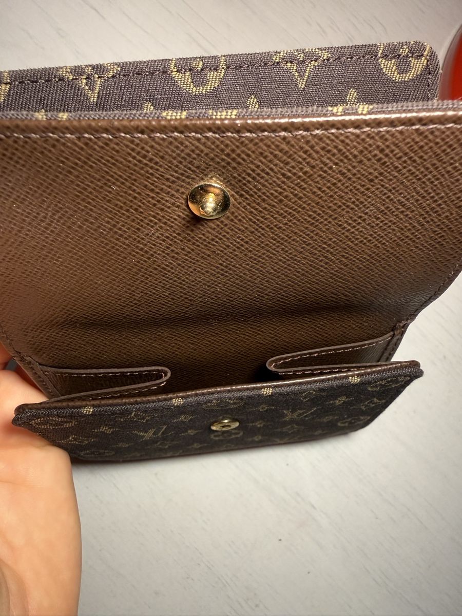 Louis Vuitton Portafogli:  Originally LOUIS VUITTON Mini Monogram Elise Wallet – Nuovo (secondo la descrizione) da Staffelbach venduto da 333_2y6n 5
