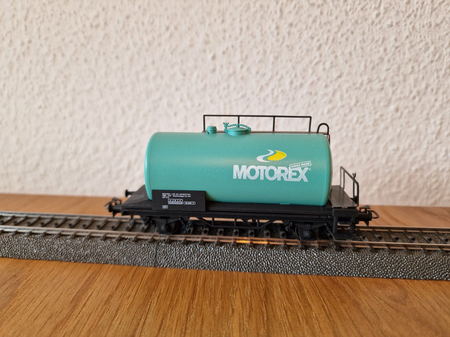 Märklin Modellini di ferrovie: SBB Motorex Tankwagen H0 – Usato da Matten b. Interlaken venduto da lor_hr9w