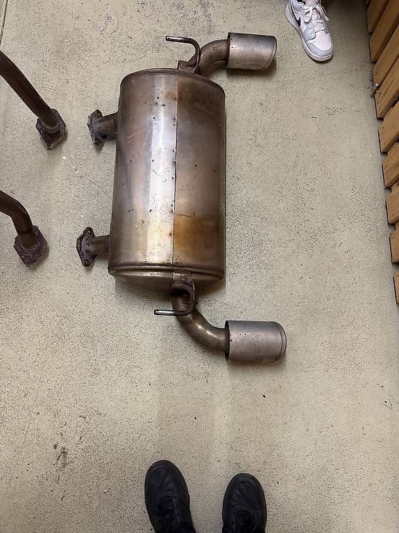 Sistemi di scarico: Original Auspuff Infiniti Q60 – Usato da Suhr venduto da sop_7brt 2