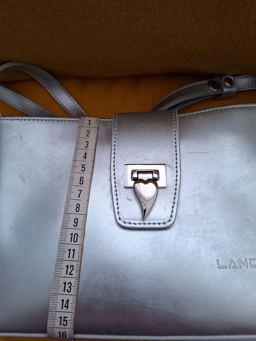 Lancaster Borse da donna: Sac Lancaster argenté, excellent état, – Usato da Bulle venduto da EdelweissandRoses 4