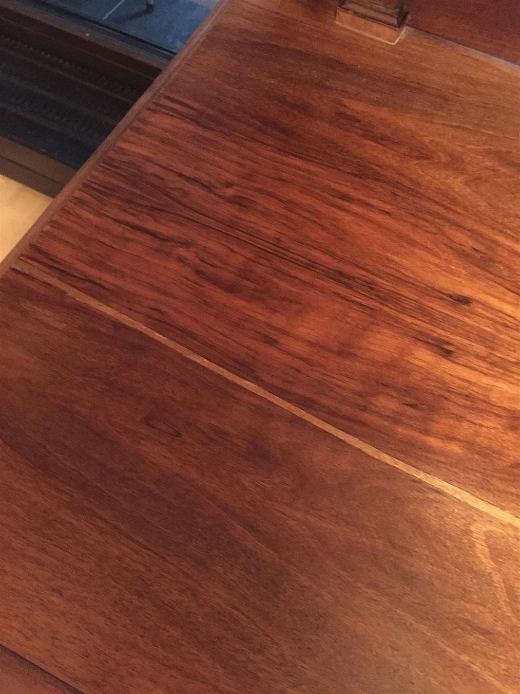 Schminktische: Schminktisch aus Holz teilw. restauriert – Gebraucht aus Gümligen von Xochitl 3