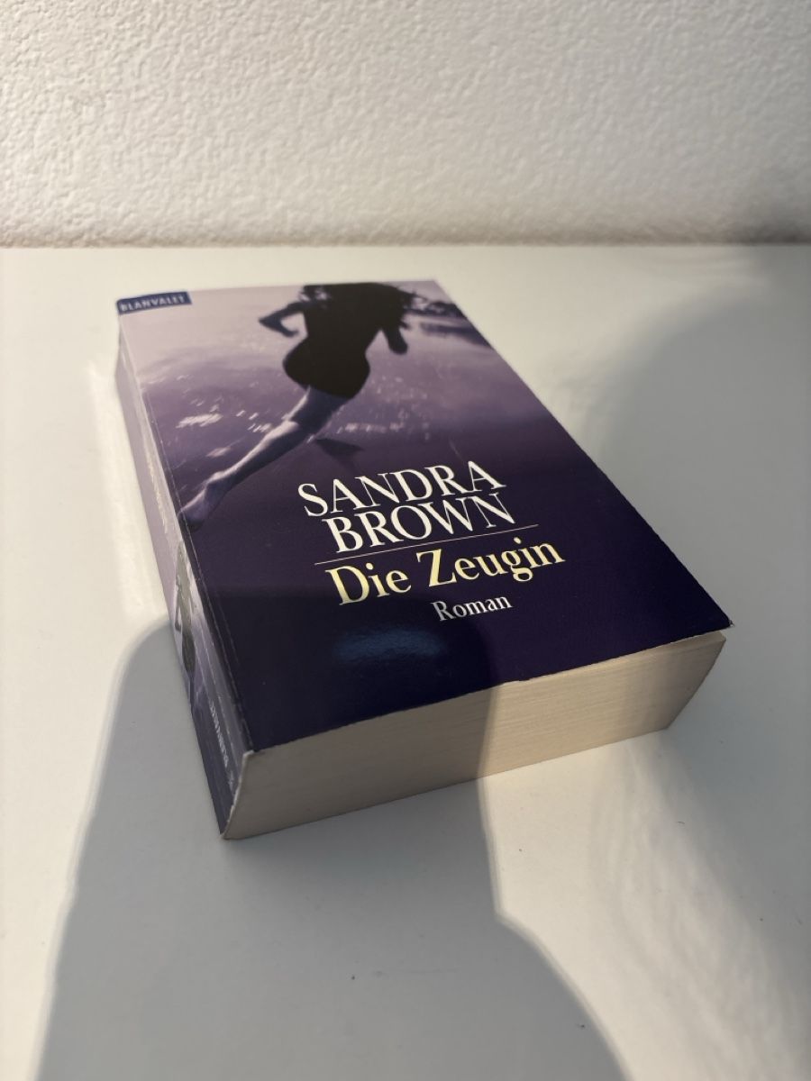 Bücher: Sandra Brown - Die Zeugin, gebraucht  – Gebraucht aus Adliswil von ninotschka7 1