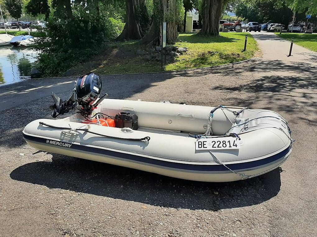 Boote: Boot, Motorboot, Schlauchboot Mercury, Suzuki 20 PS – Gebraucht aus Uetendorf von jumaijumai