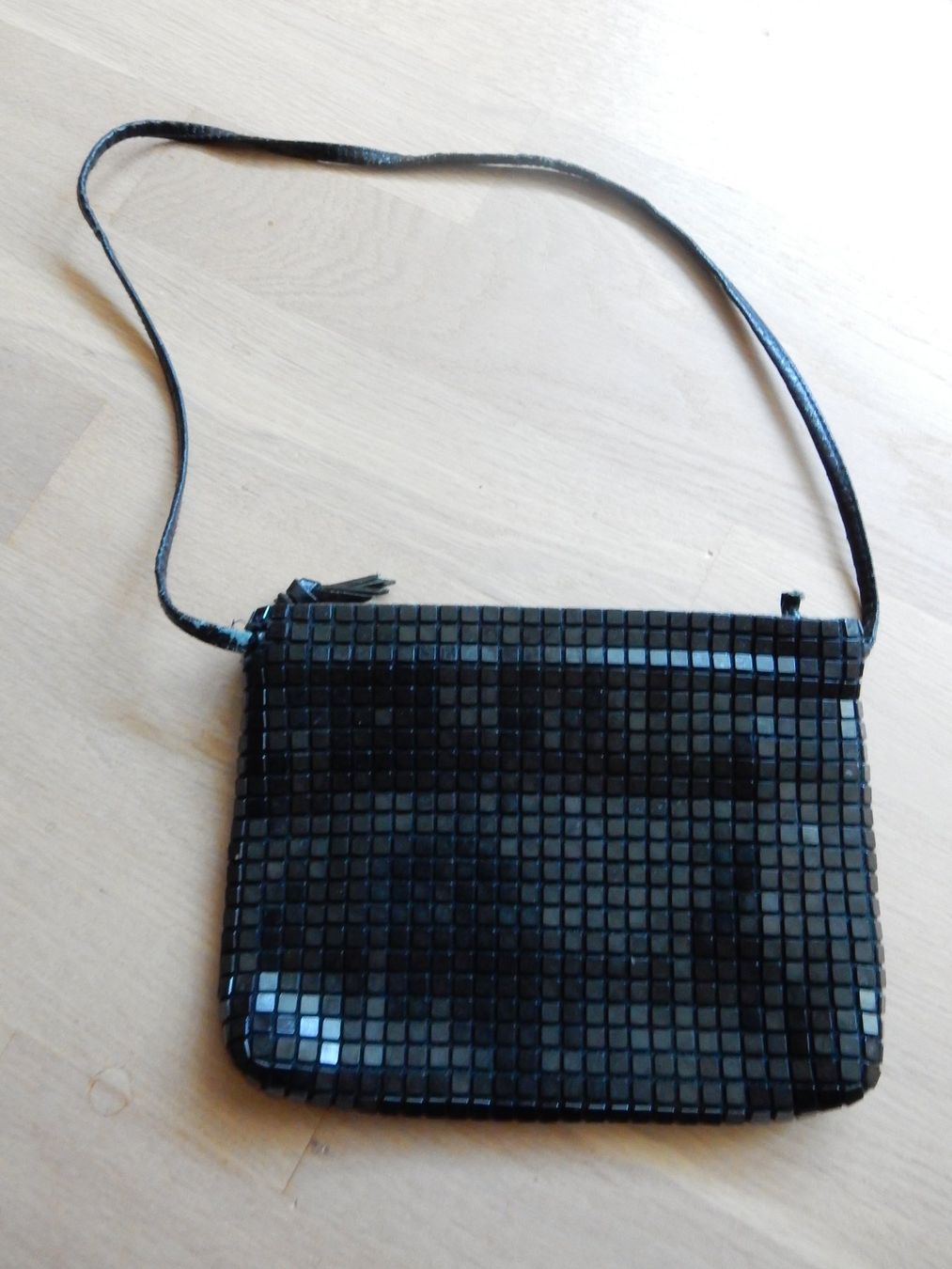 Borse: Tasche kleines älteres Abendtäschchen schwarz – Usato da Jona venduto da simongarden 1