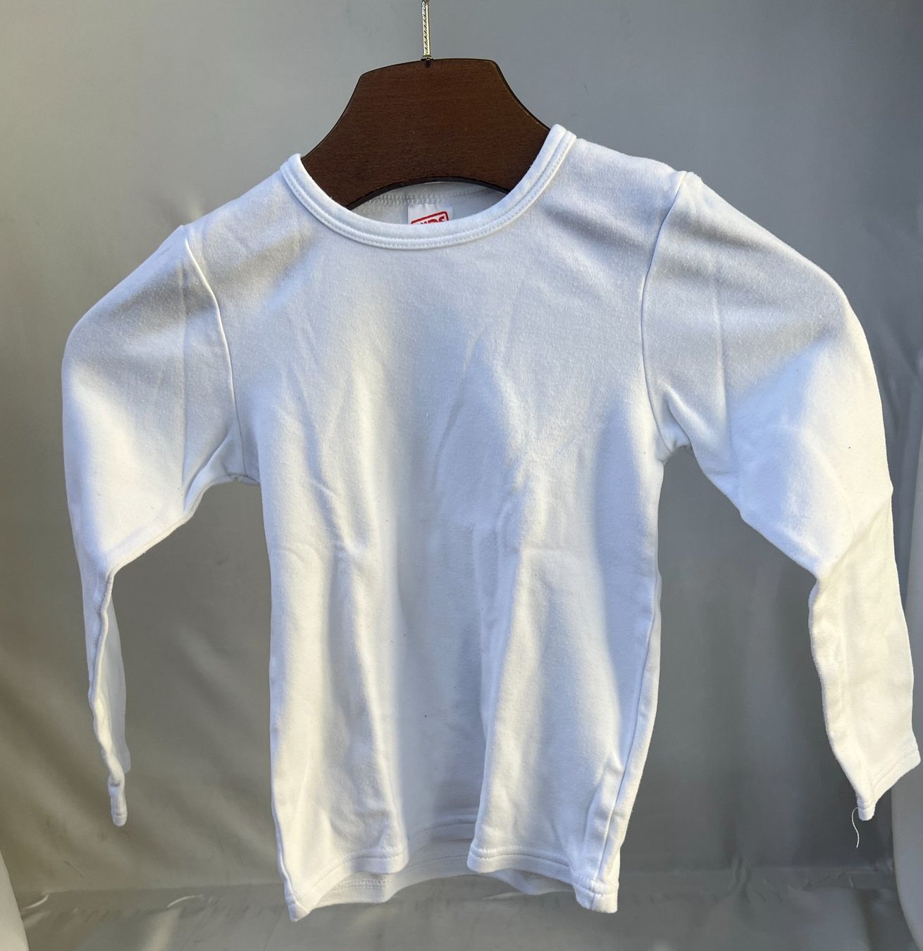 Camicie, T-shirt & Polo: Langarmshirt 2Stk. Gr.122/128 – Usato da Zürich venduto da Drahtzug