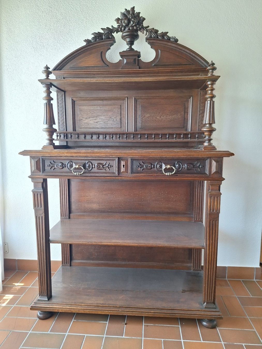 Scaffali: Dressoir du 19ème siècle de qualité – Nuovo (secondo la descrizione) da Satigny venduto da jfl_r6bc