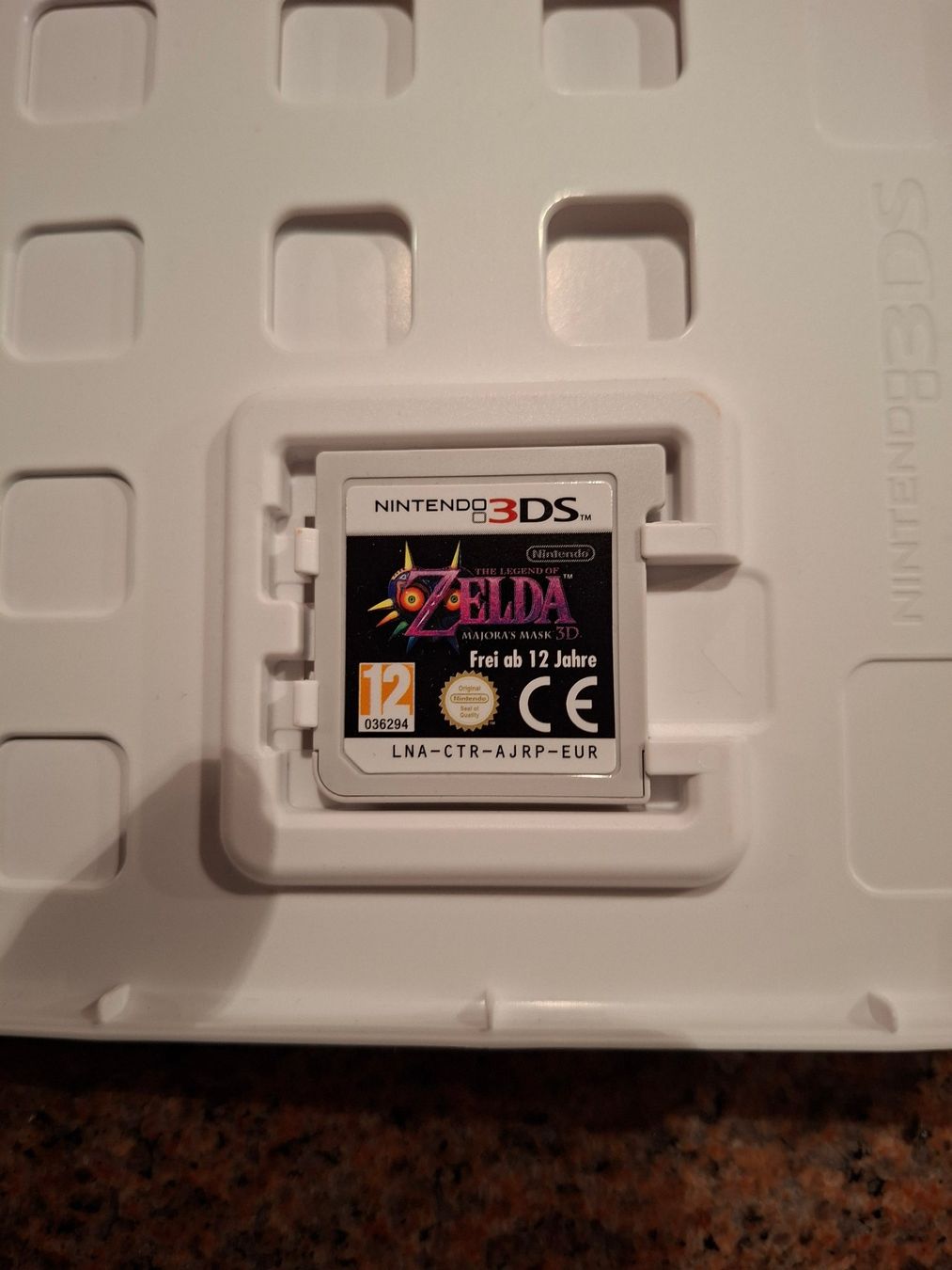 Nintendo Giochi: 3DS - Zelda Majora's Mask 3D – Usato da Choëx venduto da Djeck55 3