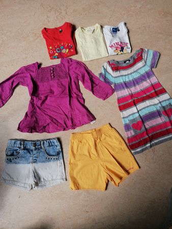 7 tlg. Mädchen Kleiderpaket Gr. 86